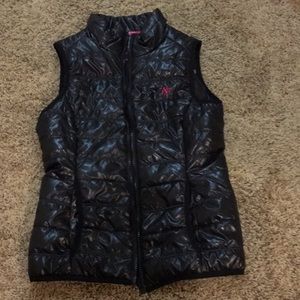Girls Aeropostale black vest